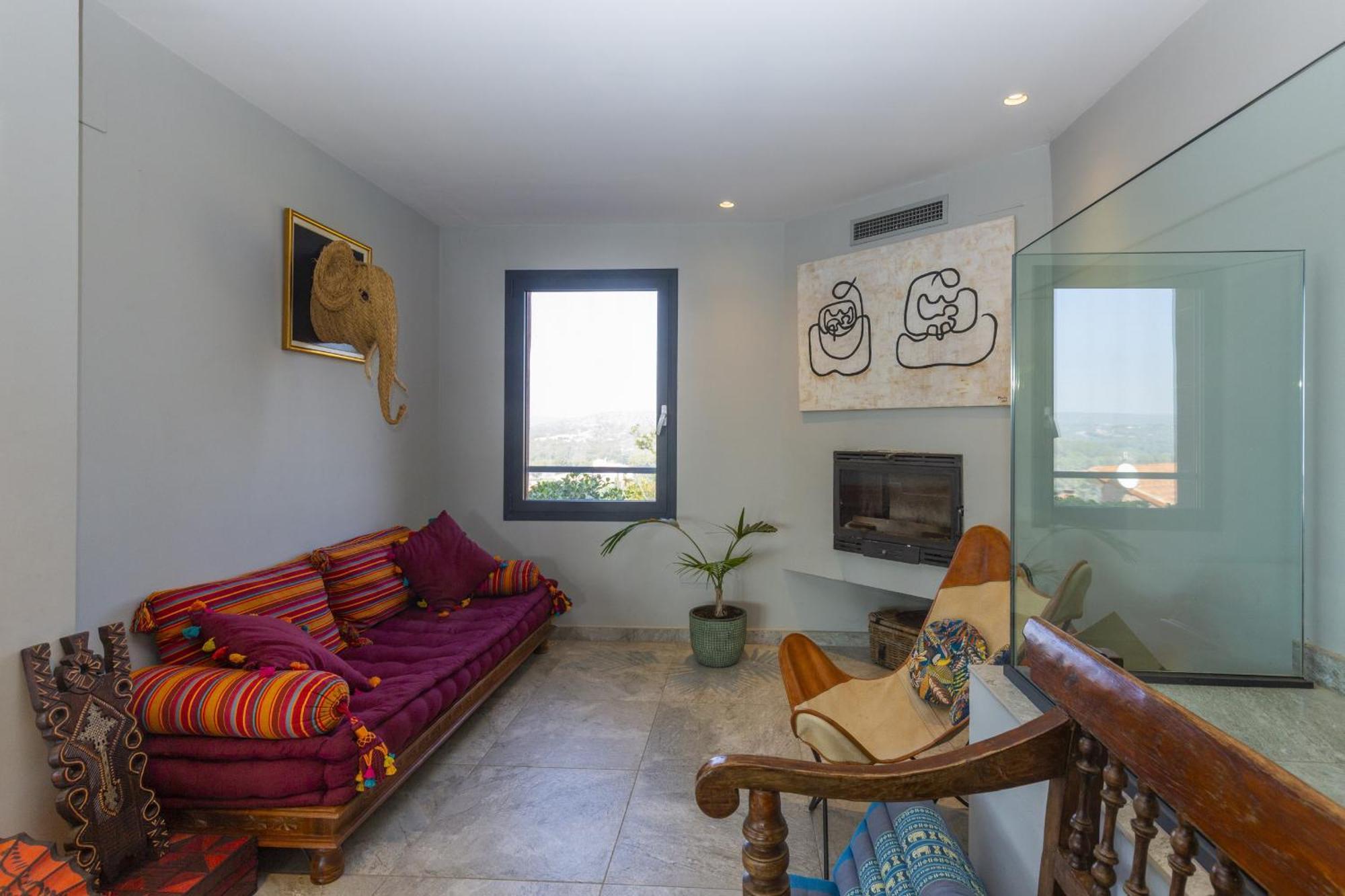 Mora Only Families Villa Tarragona