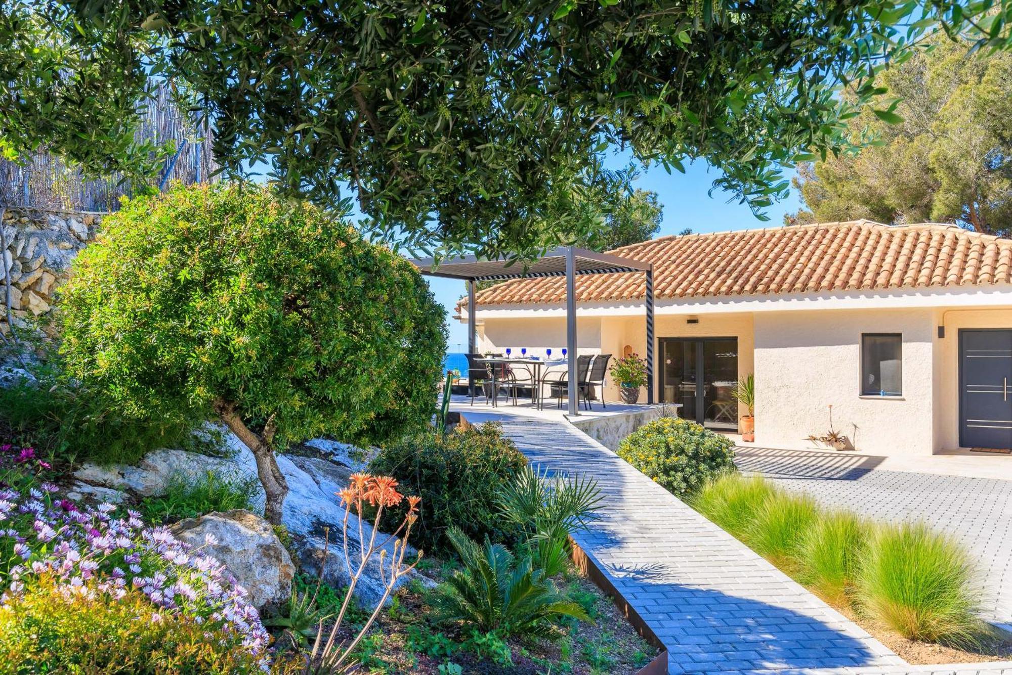 Villa Mora Only Families *